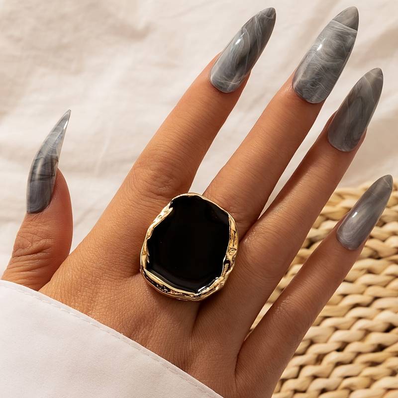 Oversized Vintage Black Ring
