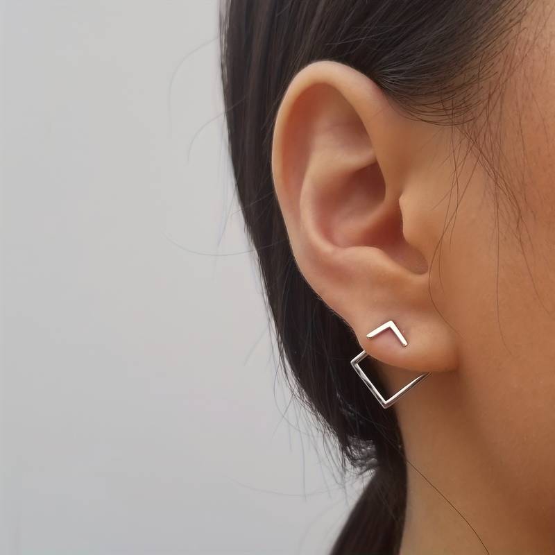 Connecting Minimalist Geometric Earrings
