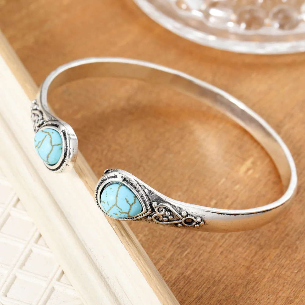 Women’s Adjustable Boho Bracelet Featuring Decorative Stone Details