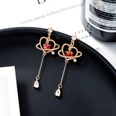 Ladies' Heart Earrings Featuring a Subtle Chain Design