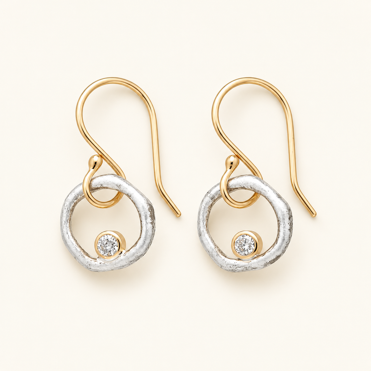 Women's Earrings in Vintage Design with Stone Accents