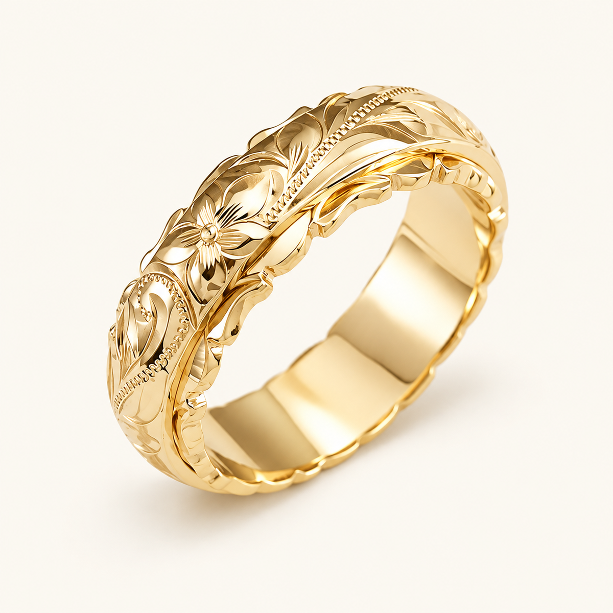 Women's Vintage Ring Featuring Floral Design