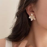 Women's Ear Studs in Flower Design with Heart Accent and Pearl-like Petals