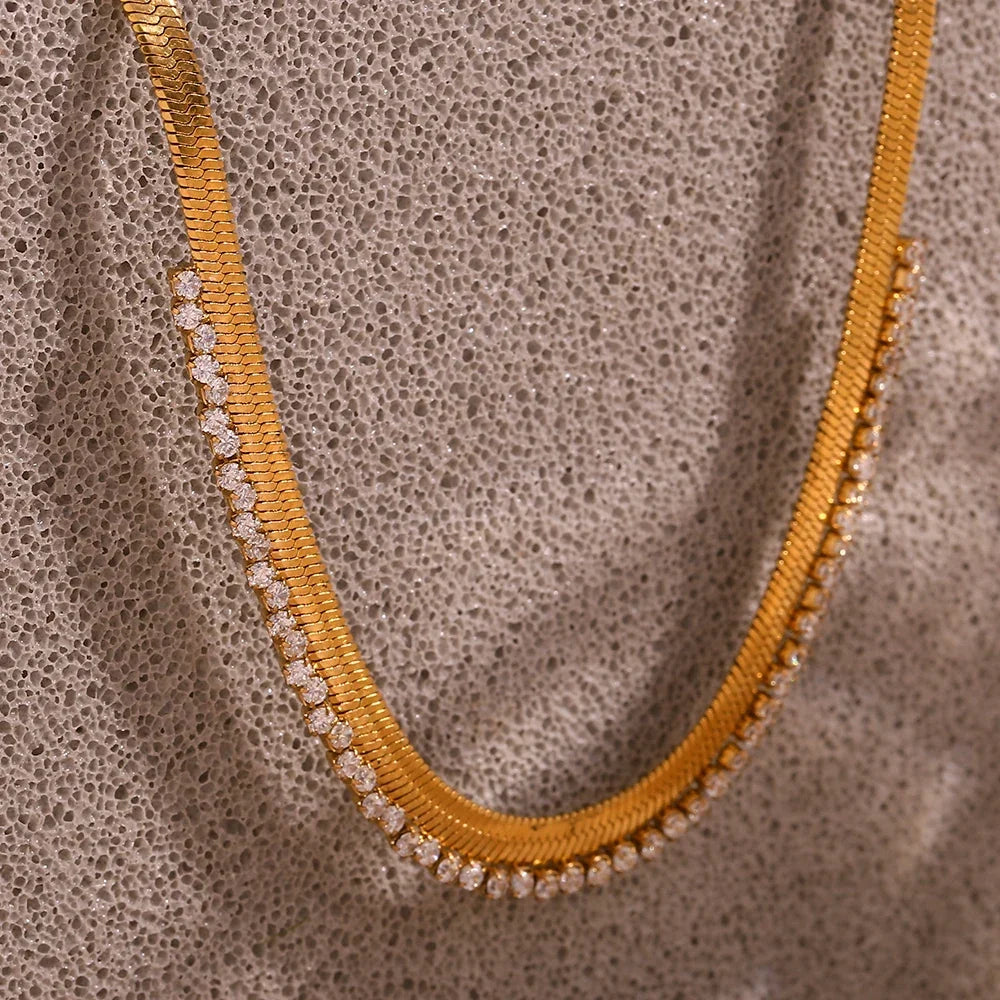 Women's Fishbone Necklace Featuring Wide Chain Design and Stone Accents