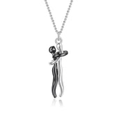 Nelya Love Hug Necklace