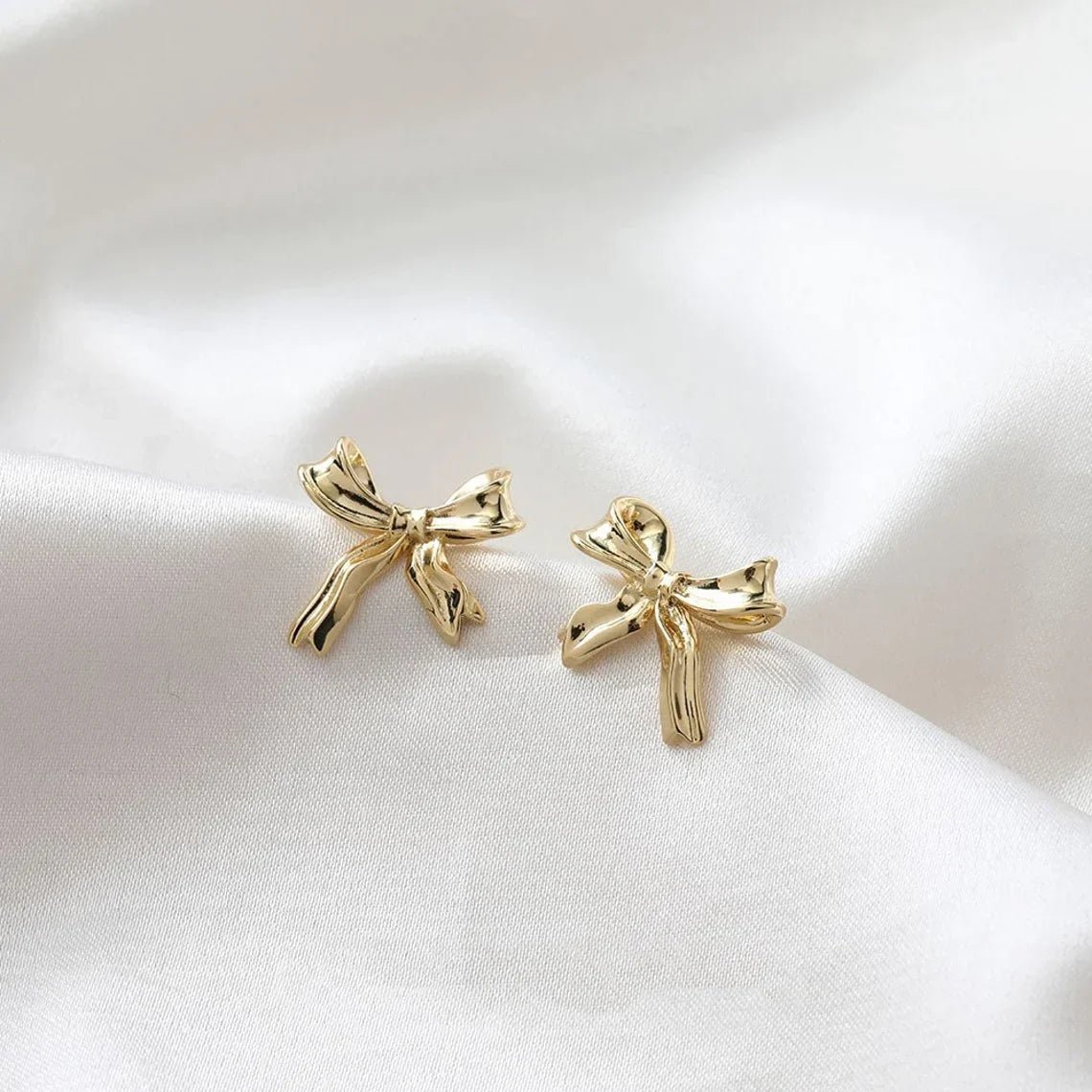 Bow Button Earrings
