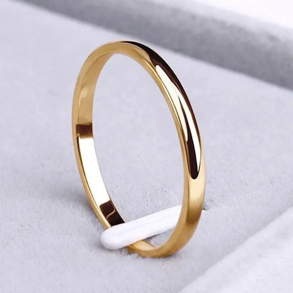 Women’s Ring with Simple Style